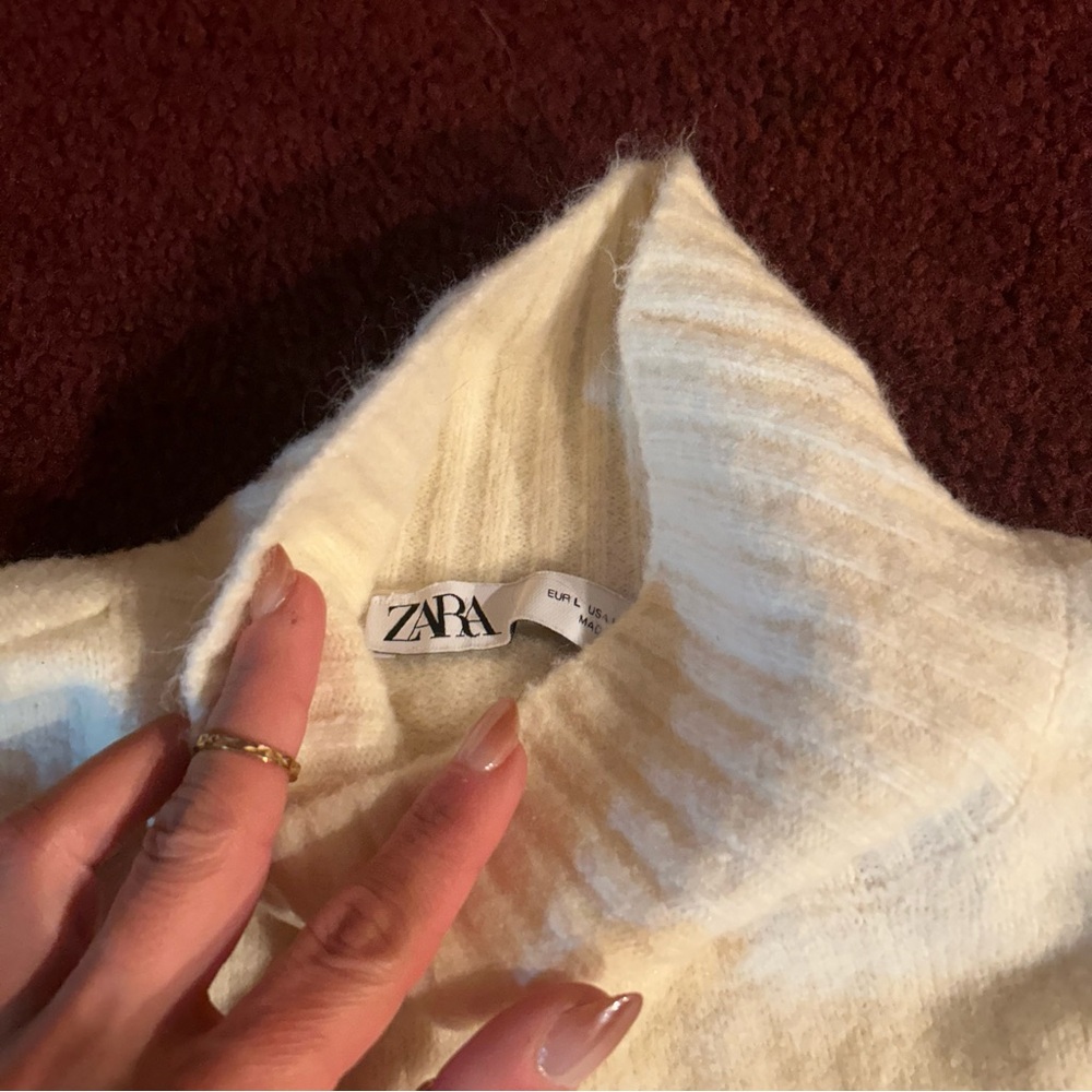 Zara soft knit sweater ecru large - Picture 3 of 3